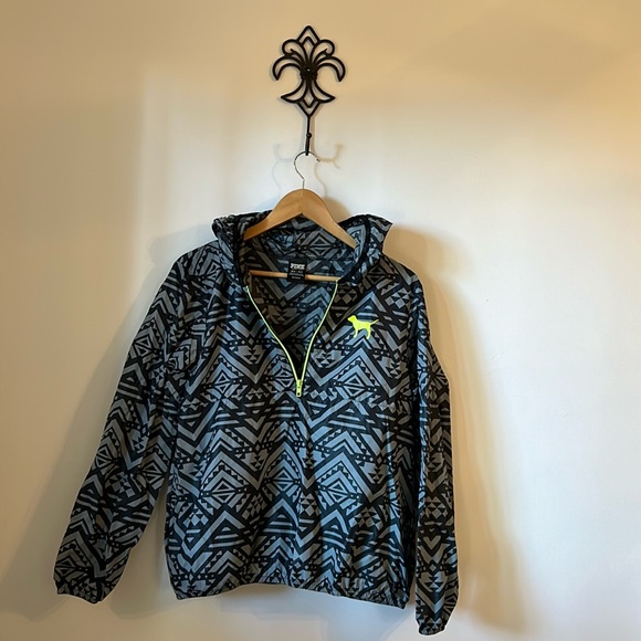 Victoria Secret PINK, SS/s wind breaker, half zip, elastic wrist/waist Aztec - Picture 1 of 5